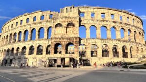 De arena in Pula, Istrië, Kroatië