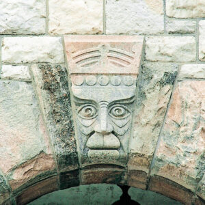 Vikingen houden vanaf hoogte een oogje in het zeil. Foto: Alfred Lupke